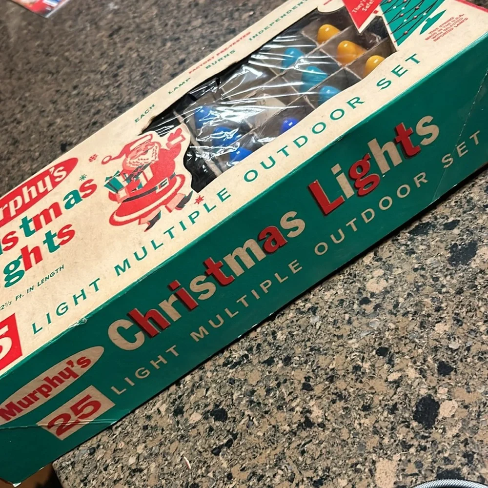 43 Vintage Murphy’s Outdoor Christmas Lights Set in Assorted Colors